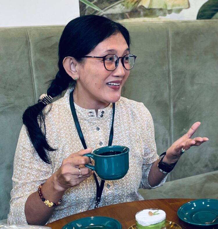 Pengamat ekonomi sekaligus Direktur Politeknik Bisnis Kalimantan Utara, Dr. Ana Sriekaningsih, S.E., M.M.