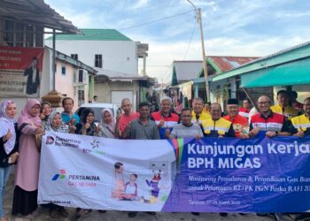 Kunjungan kerja BPH Migas dalam rangka monitoring penyaluran dan penyediaan gas bumi untuk pelanggan RT/PK di Kelurahan Karang Rejo.