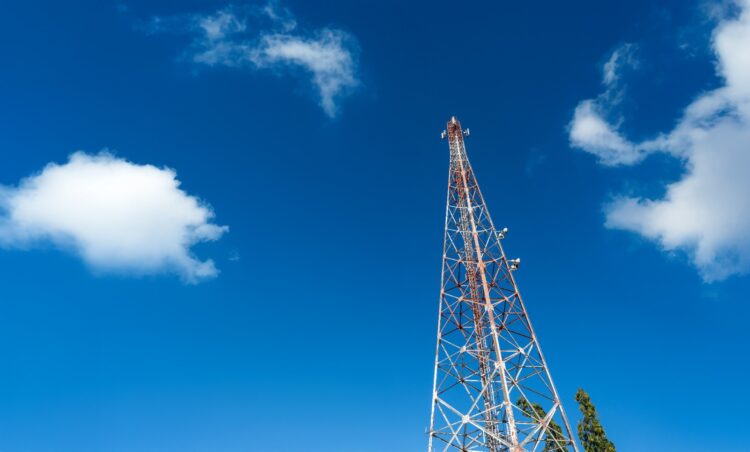 Trafik Data Indosat Kalimantan Tumbuh 27,6 Persen, Jaringan 5G Kini Tembus 340 BTS